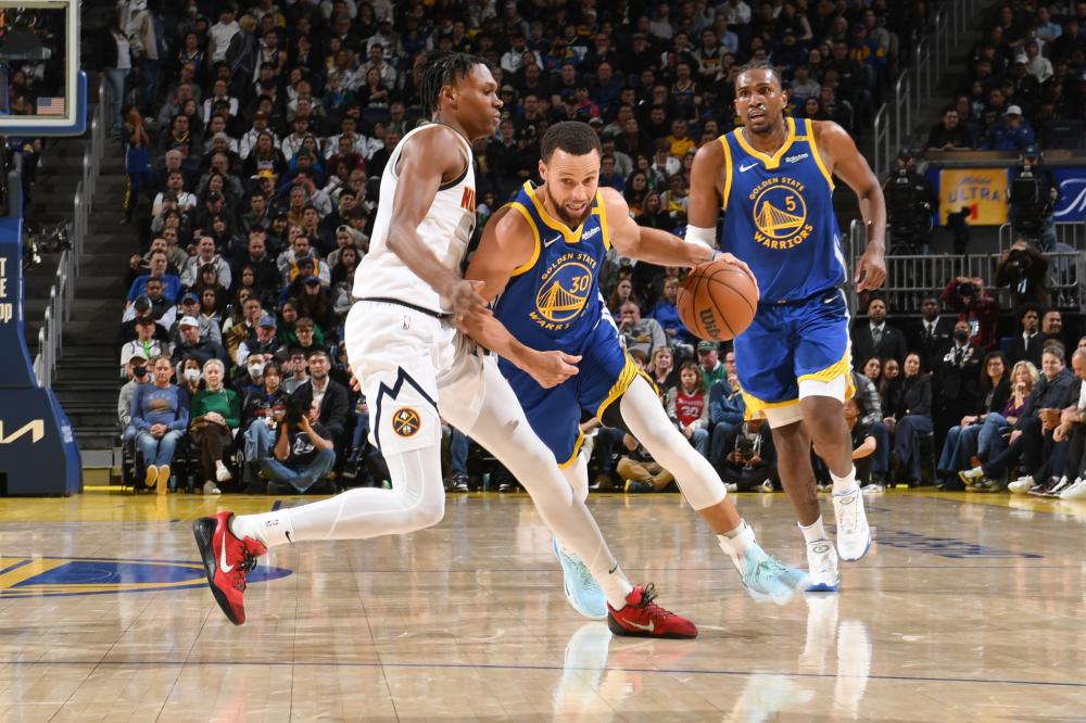 使防守在收 使防守在收